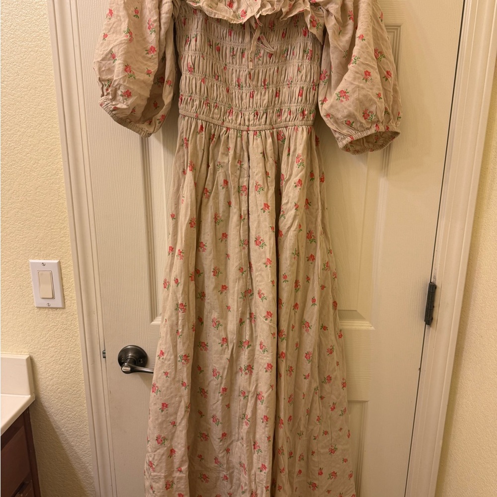 Amazon Cream Floral Midi Dress